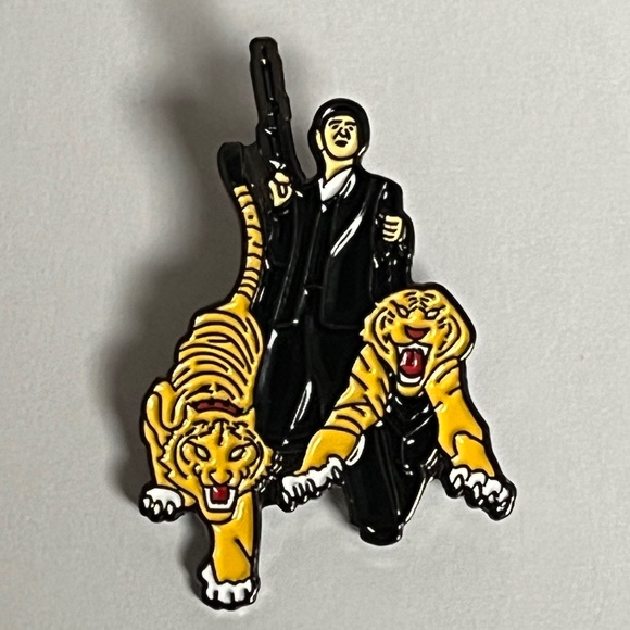 Scarface Tony Montana Gun Tigers Hat Pin Streetwear Hats Bag Fitted New Era - Picture 1 of 7